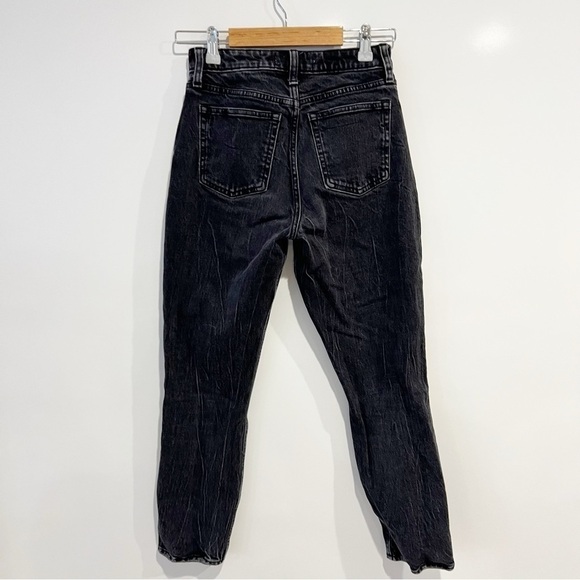 Abercrombie & Fitch Curve Love High Rise Mom Jean - Picture 5 of 9